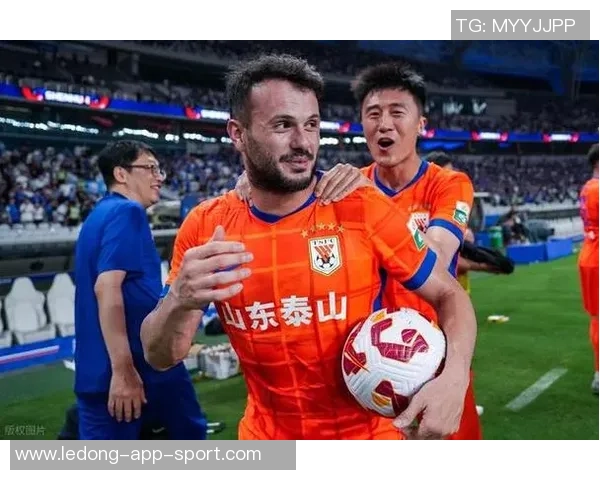 山东泰山外援卡扎伊什维利荣膺中超九十月最佳球员称号